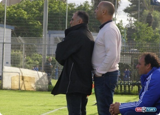 לא מזלזלים בתקנון. אנשי כרמיאל צפת (צילום: אמיר שיבי)