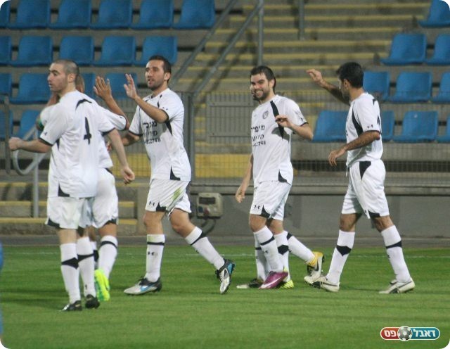 היה או לא היה? חוגגים את השוויון עם לויט (צילום: מיכאל פישנזון)