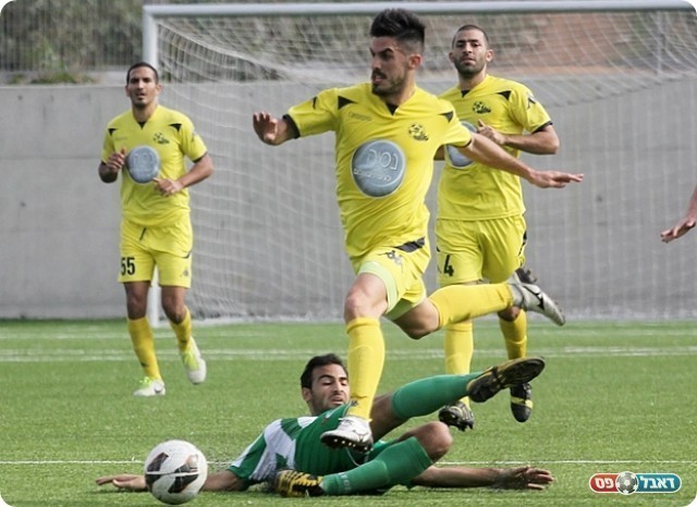 נכנס ברגע האחרון. עובדיה (צילום: לירן דורף)