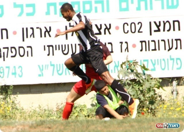 אירוע מפחיד. זנה דורס ת מביא הכדורים (קובי רוזן)