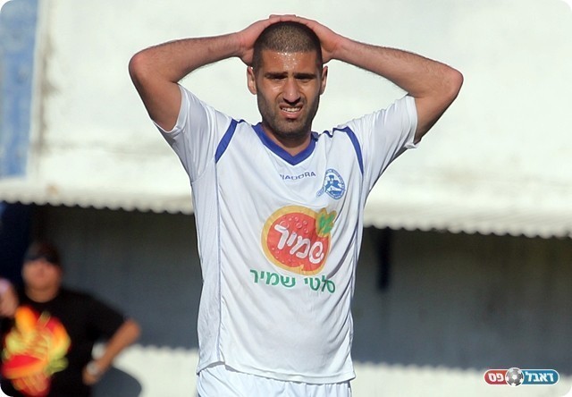 קרגולה מעכל את התוצאה הרעה (צילום: לירן דורף)