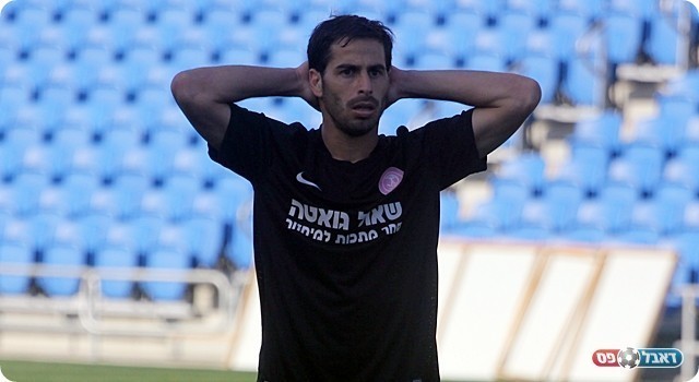 רפי סגל. עלה פצוע, משך עד הסוף ולבסוף החמיץ פנדל גורלי (לירן דורף)