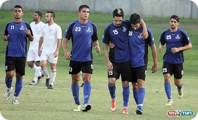 וחוגג גם גומז (צילום: לירן דורף)