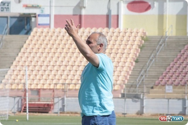 המאמן התורן. סוויסה (צילום: שי מוגילבסקי)