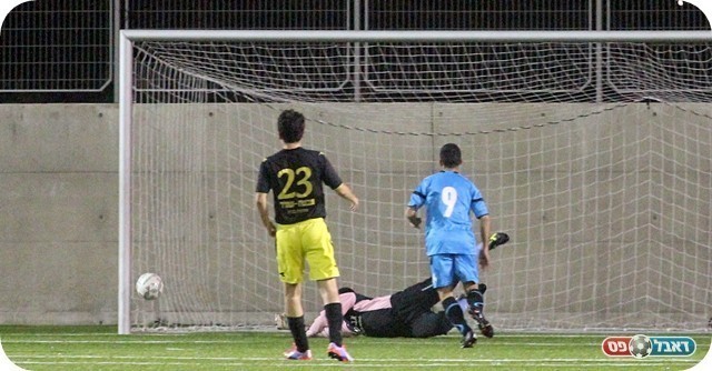 ופוגע בקורה (צילום: לירן דורף)