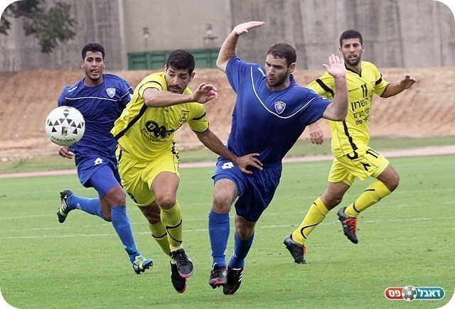 לא יכלל בסגל. טסל (בכחול. צילום: לירן דורף)