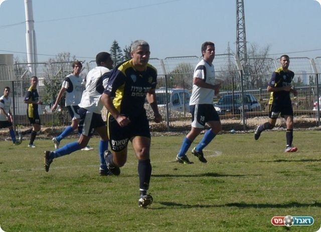 החטיא פנדל. כוכבי (צילום: אלי שמואלי)