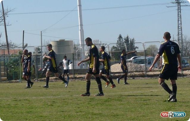 הפיך תקוות. סלומוביץ' אחרי השער (צילום: אלי שמואלי)