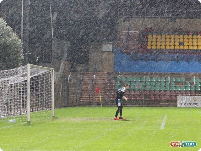 גשם שוטף בפאחם (דאפר מחאמיד)