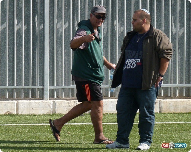 כשקר הוא לובש קפוצ'ון. דמו (צילום: גיא גולדפרב)