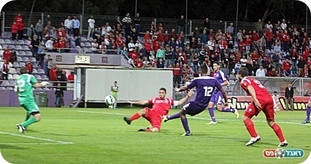 אז'ובל כובש (צילום: לירן דורף)