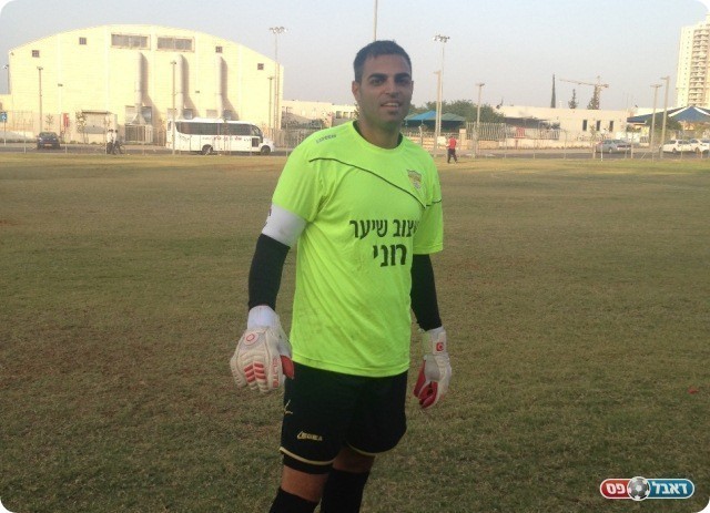 דרבי מול האח. אשר כהן צדק (צילום: אלי שמואלי)