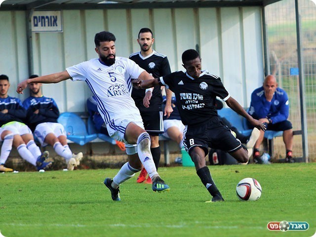 גדי מלסה (עודד חסין)