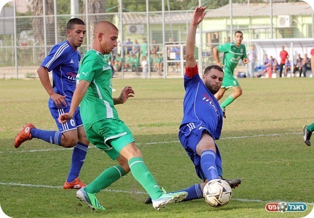 בהארכה לא היו אירועים מיוחדים. חרוב עוצר את סלע (צילום: לירן דורף)