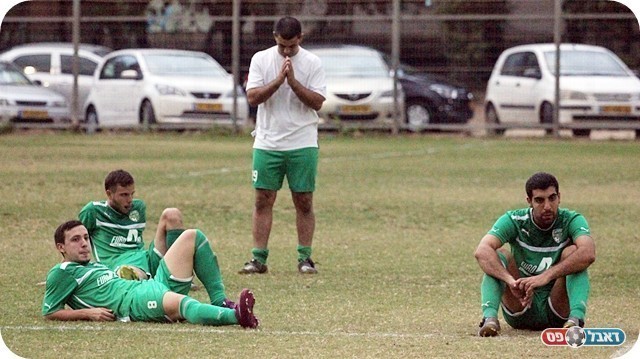עדיפות לנוער ? שחקני גדנ"ע מעכלים את הירידה (צילום: לירן דורף)