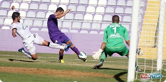 פרל מחמיץ מצב קורץ להכח (לירן דורף)