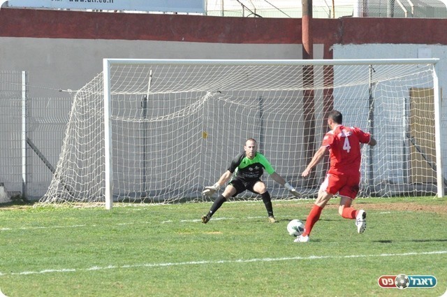 שער משום מקום. אלעלי דוהר (צילום: חאדר אניס)