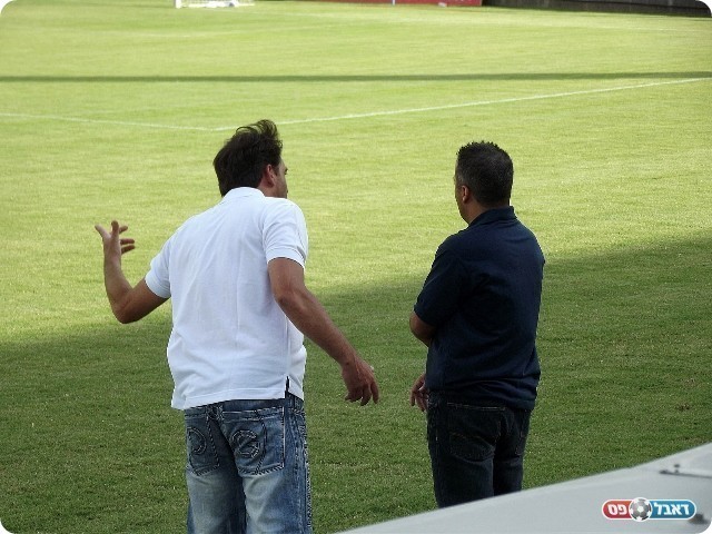 בעיה בהגנה. טסלפפה (צילום: אייל אורן)