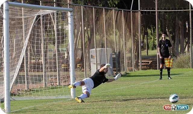 ארקין נכנע לברדה (צילום: לירן דורף)