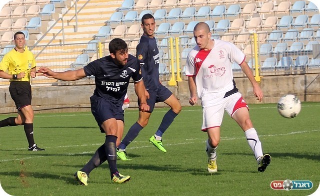 השער העיר את הרצליה. דגש מחטיא (צילום: לירן דורף)