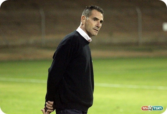 מאמן כפר סבא פליקס נעים (צילום: לירן דורף)