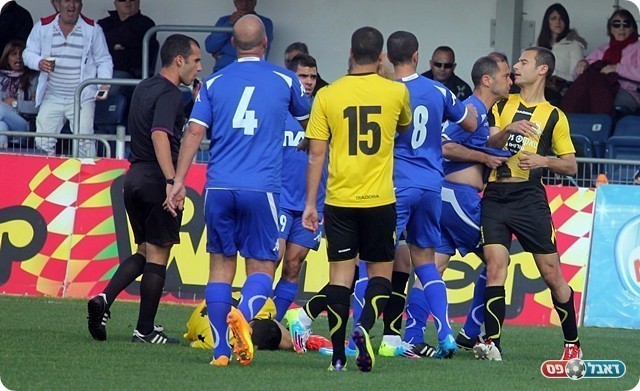 מהומה ראשונה