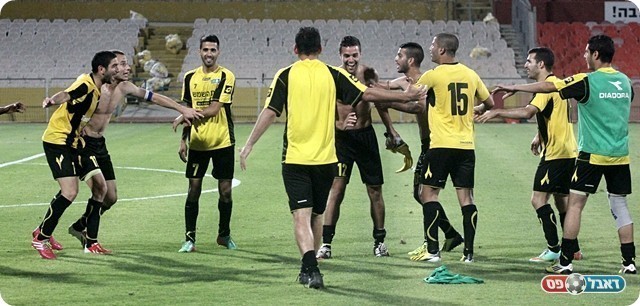 נטולי כוכבים, הוד השרון חוגגת כקבוצה (לירן דורף)