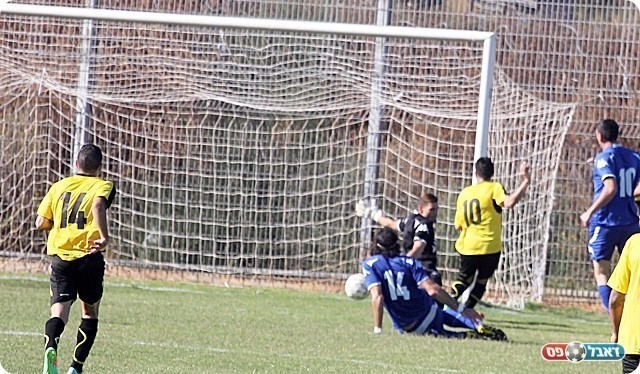 גול ענק, מנחם מכניע את מיזרחה (לירן דורף)