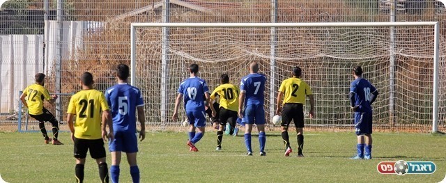 ויינשטיין כובש את הפנדל (לירן דורף)