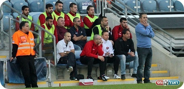 חסר בעל בית המגרש. טסלפפה (צילום: לירן דורף)