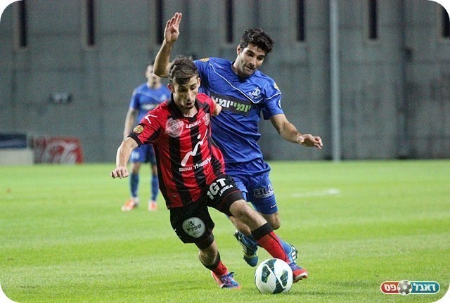 סגר לעצמו משחק ענק. גומז בורח מאדלשטיין (צילום: לירן דורף)