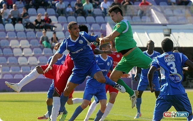 רהב מאגרף דווקא את שינה (לירן דורף)