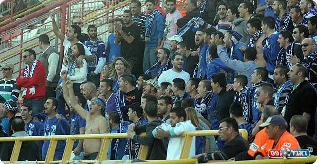 הקהל הכחול בטירוף (לירן דורף)