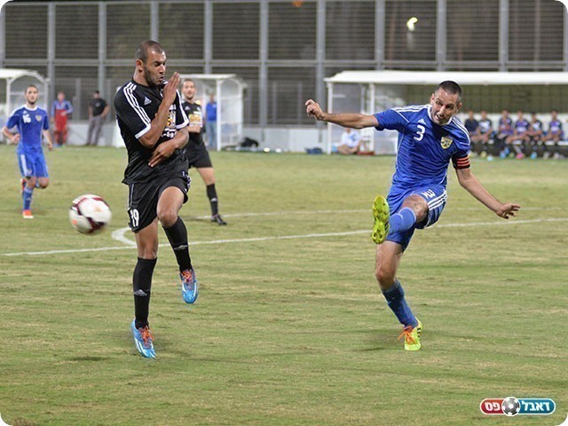 כרמיאל ואילן סויסה (בכחול)יצליחו לקחת נקודות?