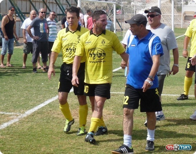 בספורטיאדה האחרונה עם חלפון. 