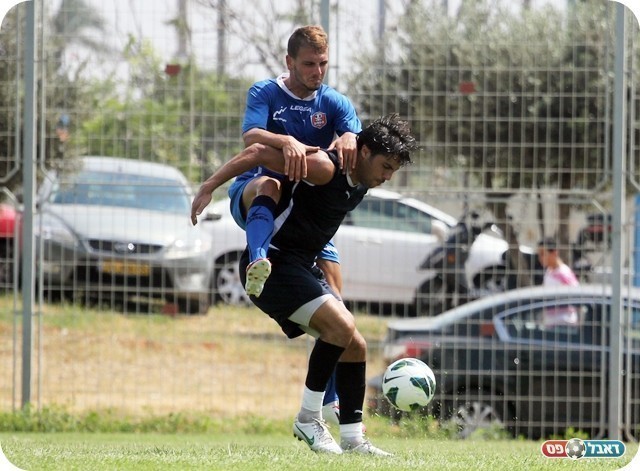 קטמון המשיכה ליזום. רז שטיין רוכב על יונס (צילום: לירן דורף)