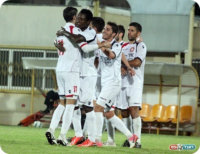 שער בכורה בהופעת בכורה. גבאי חוגג (צילום: לירן דורף)