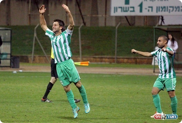 רגב ודוד מאושרים (צילום: לירן דורף)