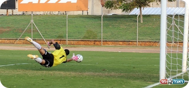 דאהר נכנע שוב (צילום: לירן דורף)