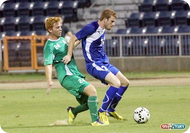 קרב ג'ינג'י בג'ינג'י, רבינוביץ' מול כוואז (צילום: לירן דורף)