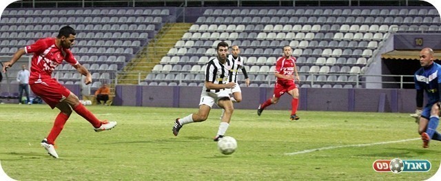 המהפך הושלם. סרסור כובש את השלישי (צילום: לירן דורף)