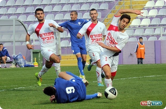 ארז מכשיל את אפללו