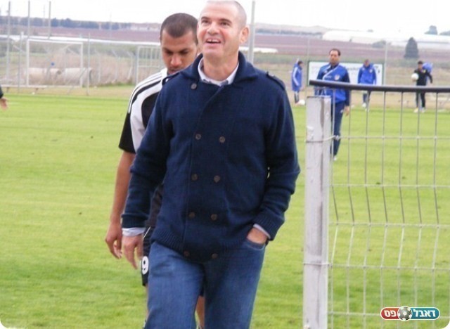 מאוכזב. קוטר 