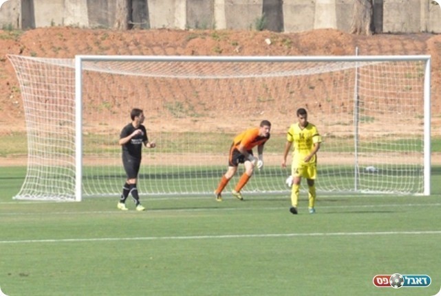 ומתאכזב (חאדר אניס)