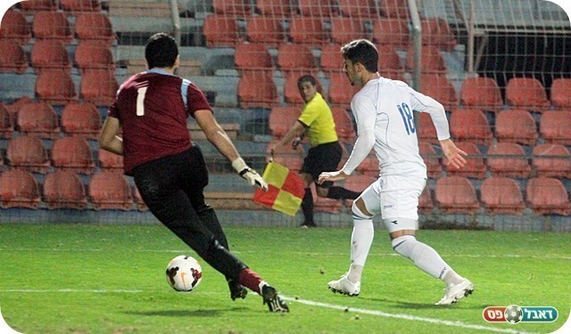 יום גדול של השוער. שבתנאי מול דוידי (צילום: לירן דורף)