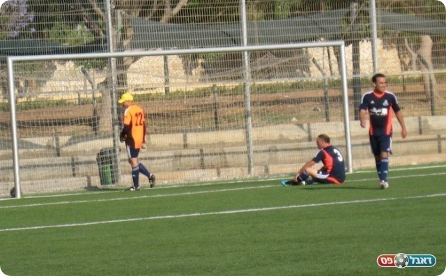 שער קבוצתי נפלא. הכדור ברשת של איוש (צילום: אלי שמואלי)