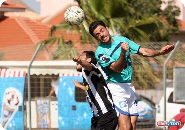 אזור לא הייתה רחוקה מלכבוש את השני. סרוסי מעל כחלון (צילום: לירן דורף)