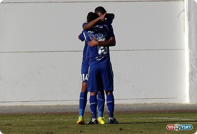 אחת המפתיעות העונה. שחקני לוד (צילום: אייל אורן)