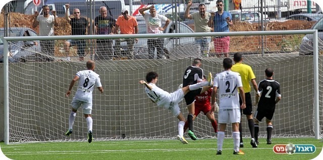 שחרר הרבה תסכול. בדש בועט (צילום: לירן דורף)