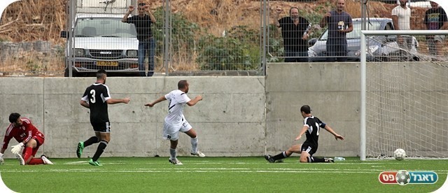 מחנה קרסה. יוסף כובש (צילום: לירן דורף)